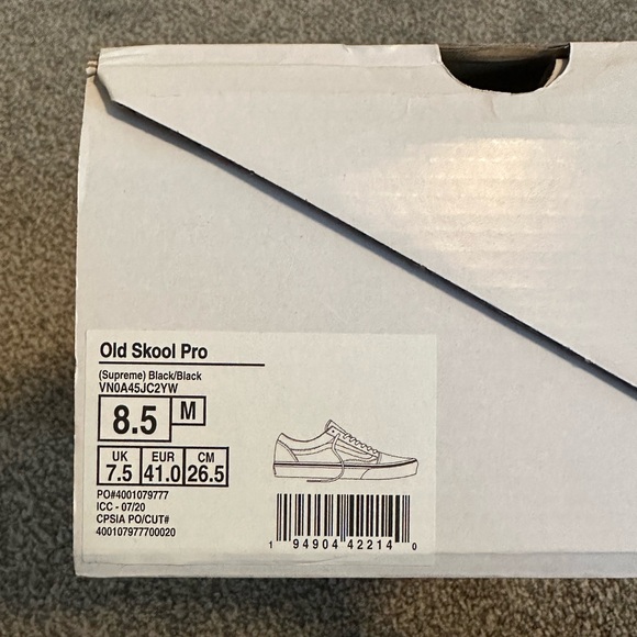 Supreme Vans Old Skool Pro *LIKE NEW* - Picture 9 of 9
